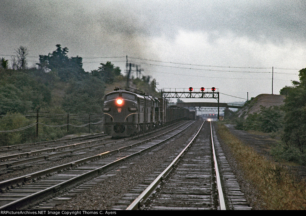 PRR Westbound Empty Hoppers, 1965